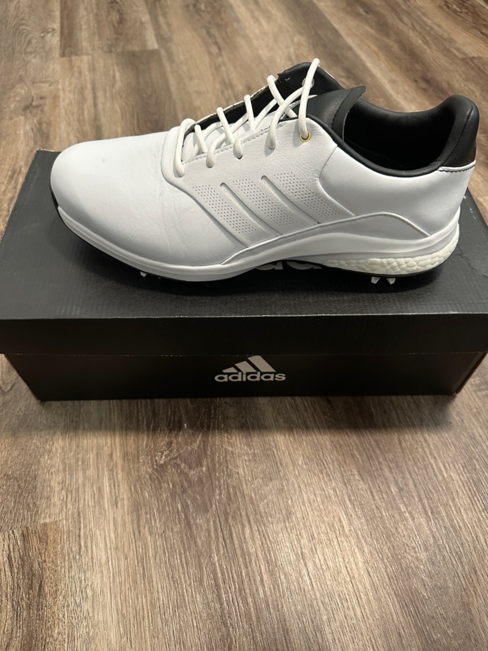 adidas Men’s White & Black Athletic Golf Shoes